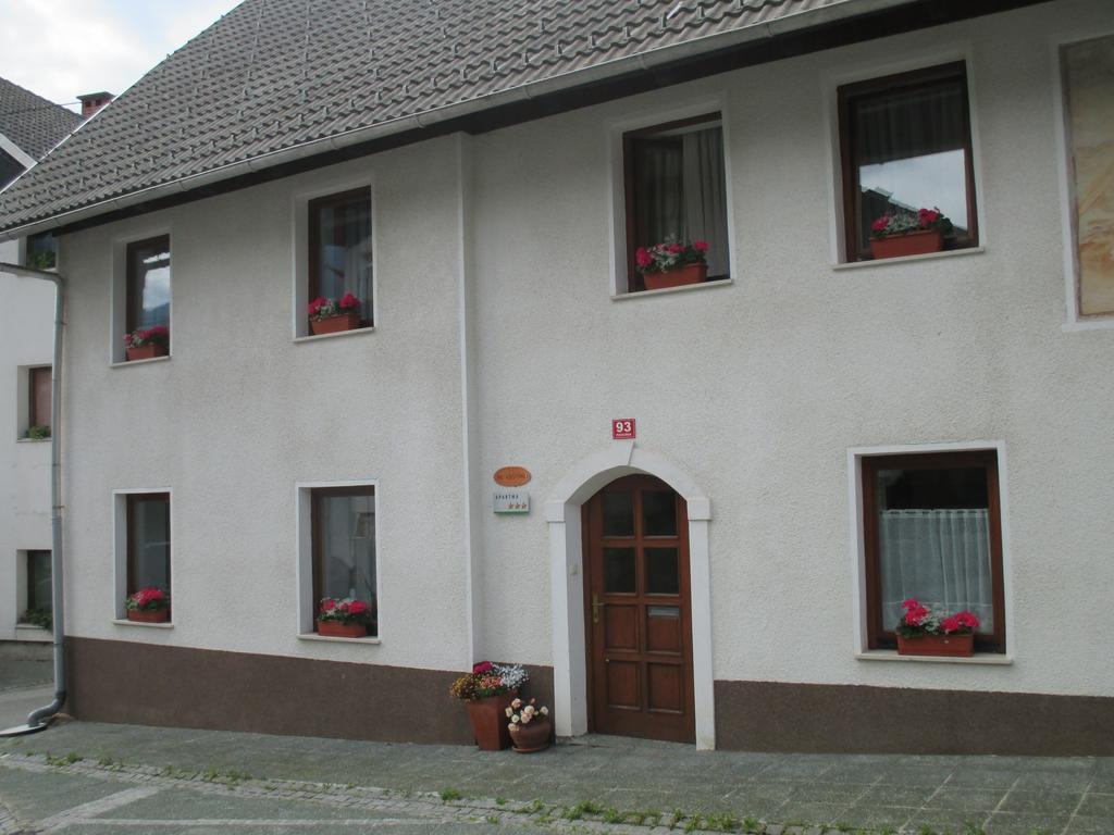 Apartments Pocitnice Podkoren Кранска гора Стая снимка